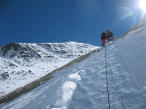 Climbing_through_the_Yellow_Band,_Mt._Everest,_-May_2007_a